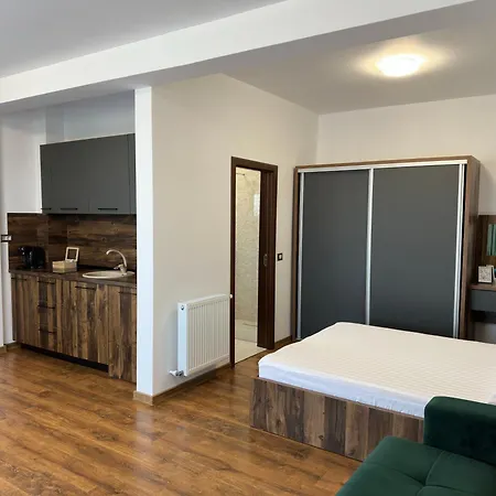 Msi Mamaia *